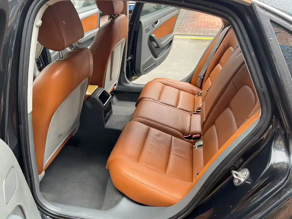 Audi A4L 2014