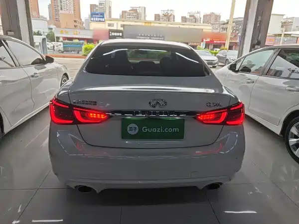 Infiniti Q50L 2021