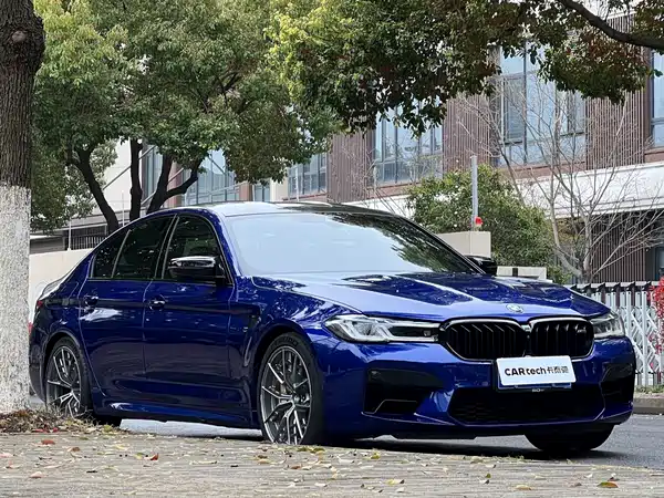 BMW M5 2021