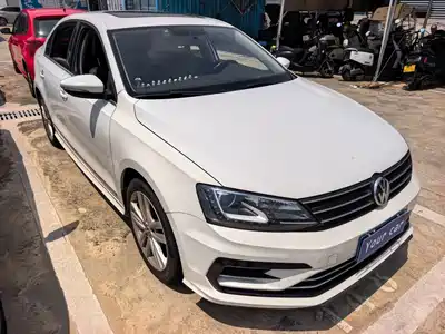 Volkswagen Sagitar 2019