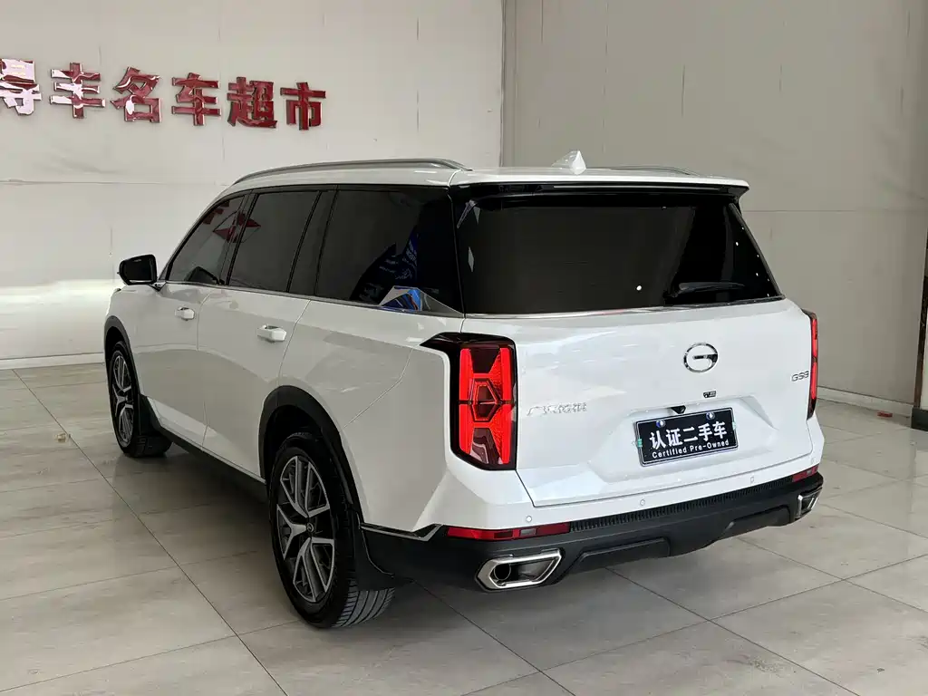 GAC Motor Trumpchi GS8 2023 — фото 23