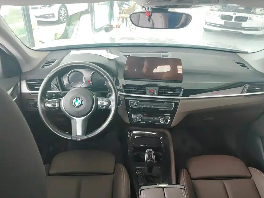 BMW X1 2021 — фото 12