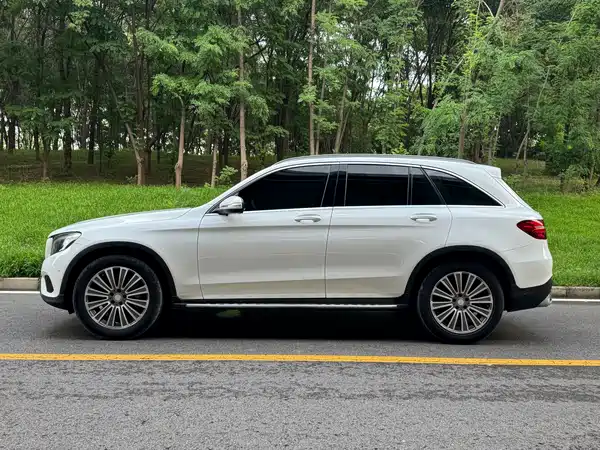 Mercedes-Benz GLC 2016