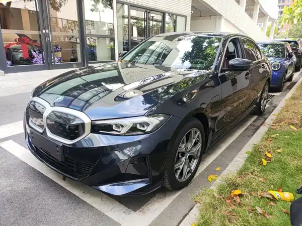 BMW i3 2023