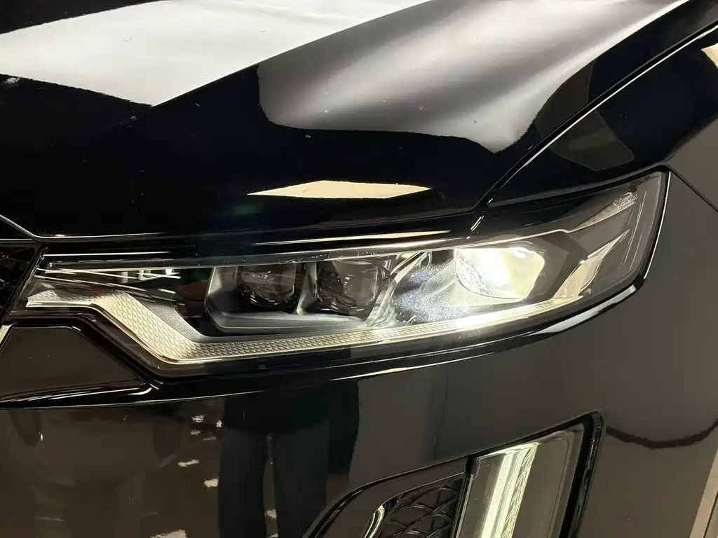 Cadillac XT6 2021 — фото 16