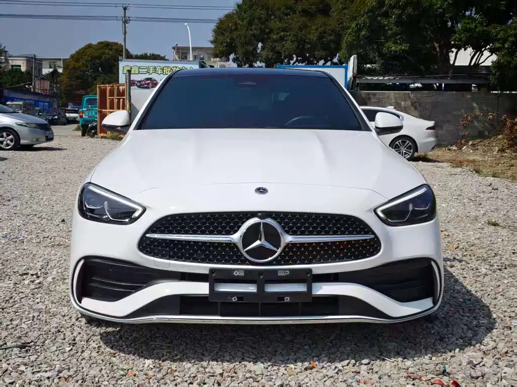 Mercedes-Benz C-Class 2023 — фото 2