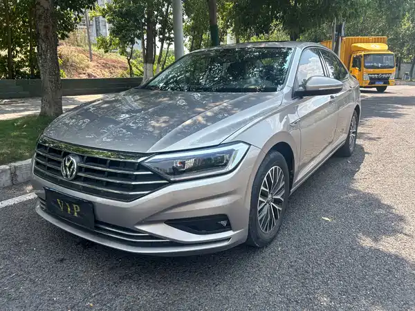 Volkswagen Sagitar 2021