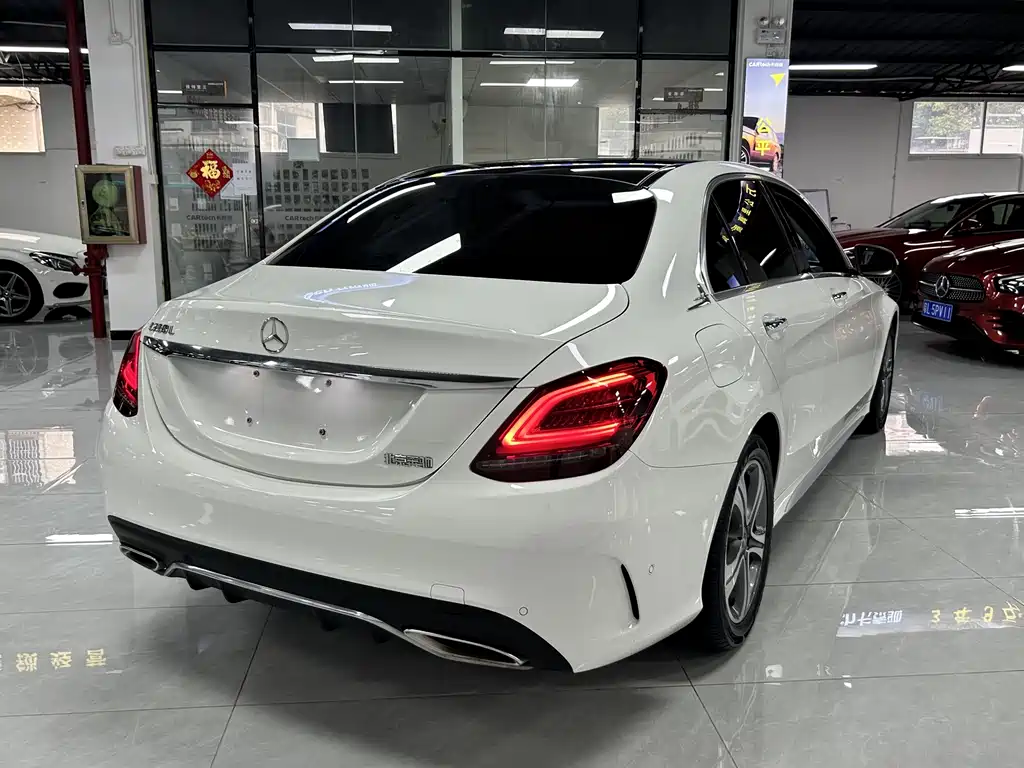 Mercedes-Benz C-Class 2019 — фото 5