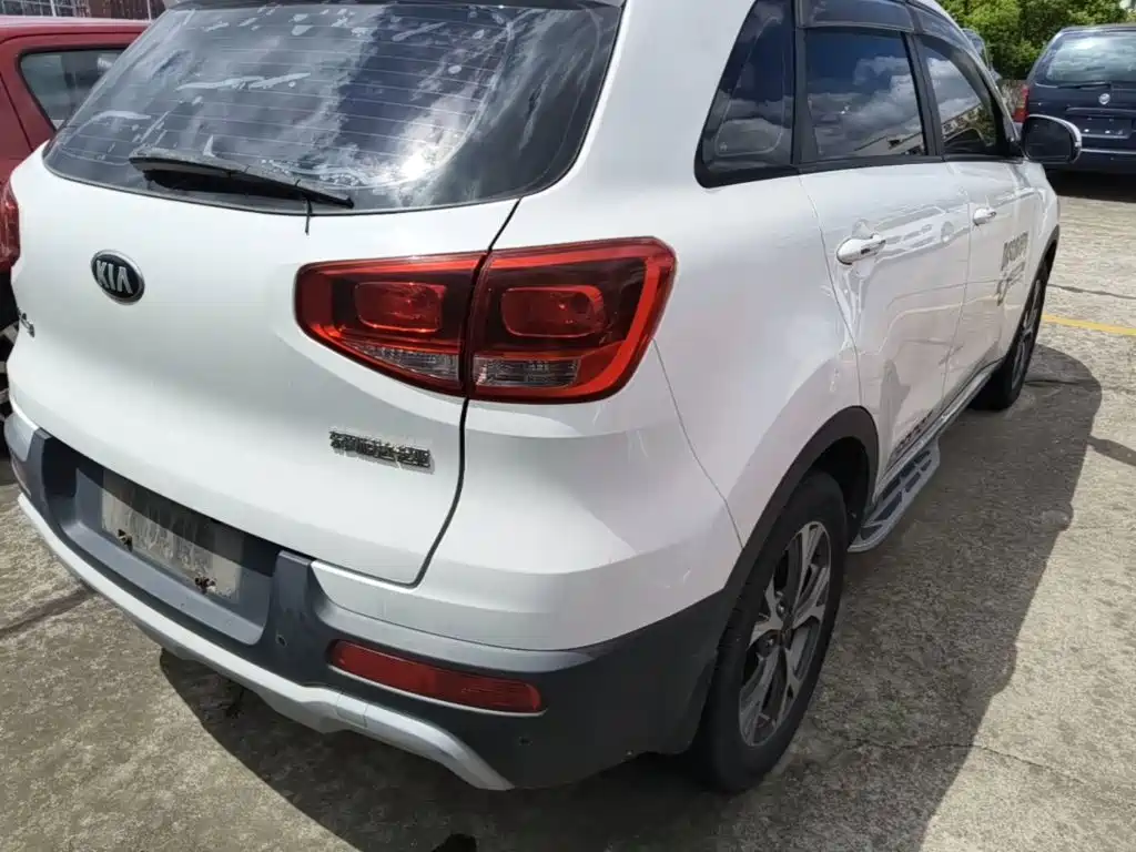 Kia KX3 2017 — фото 8
