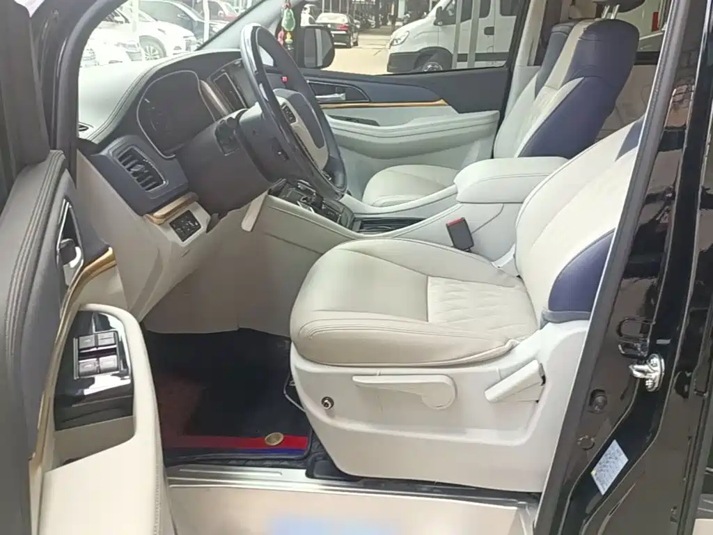 Dongfeng Fengxing M7 2024 — фото 11