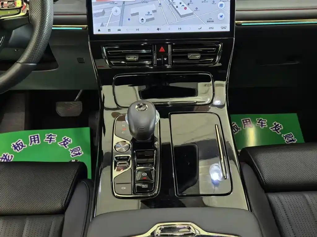 GAC Motor Trumpchi M8 2024 — фото 14