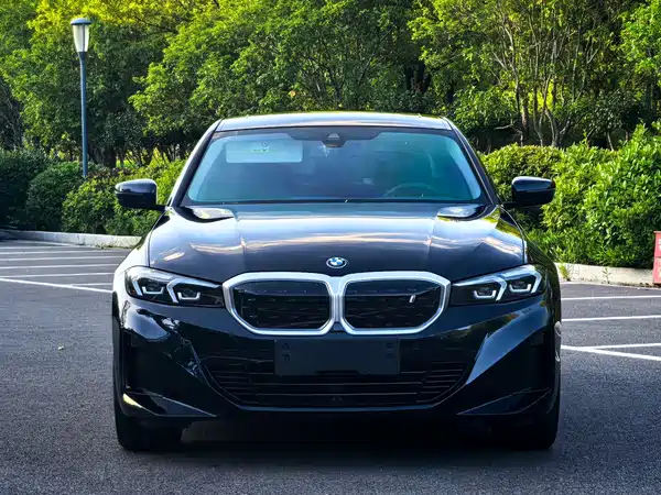 BMW i3 2024
