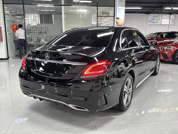 Mercedes-Benz C-Class 2020