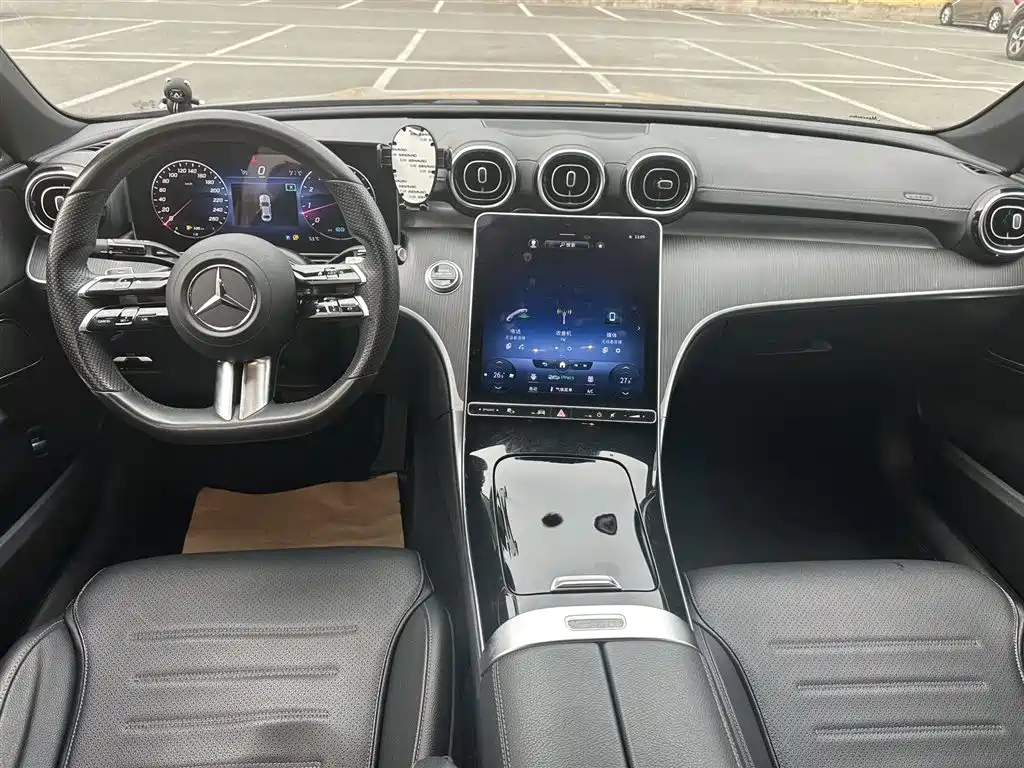 Mercedes-Benz C-Class 2022