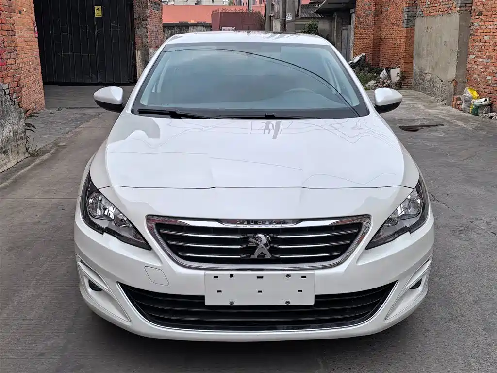 Peugeot 408 2015 — фото 2
