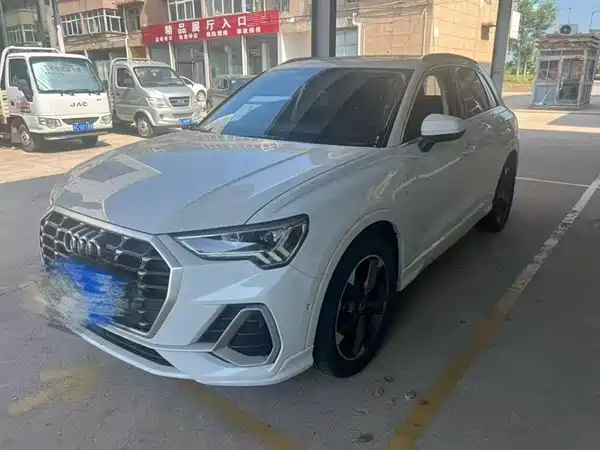 Audi Q3 2022