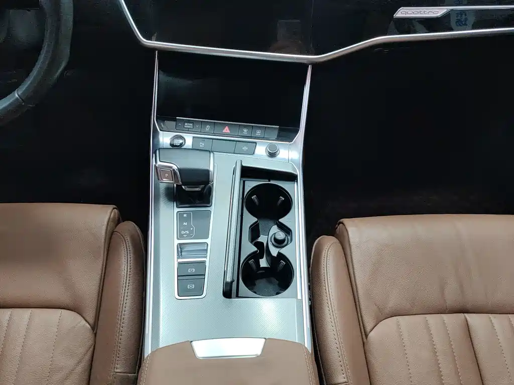 Audi A6L 2022 — фото 11