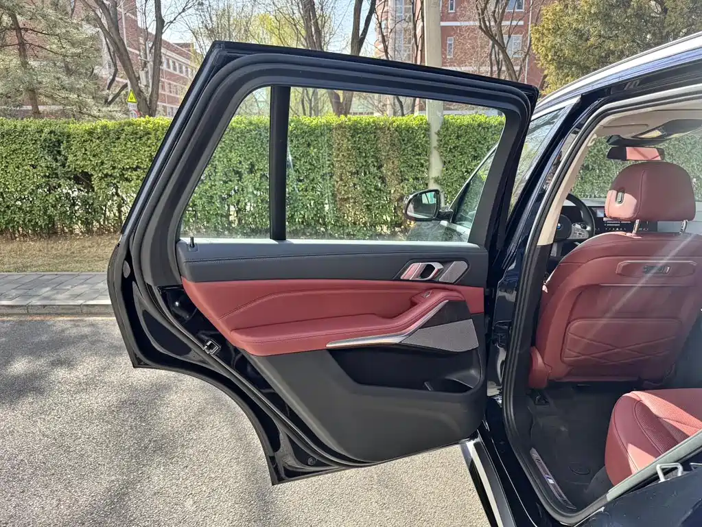 BMW X5 2025 — фото 15