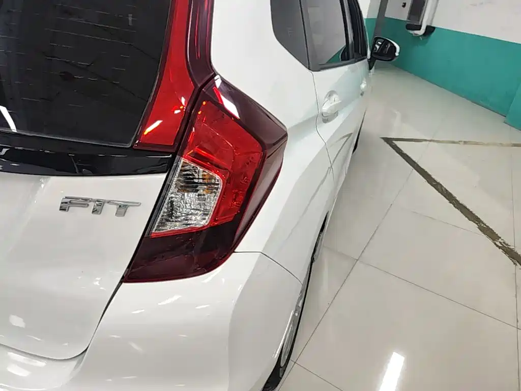 Honda Fit 2019 — фото 8