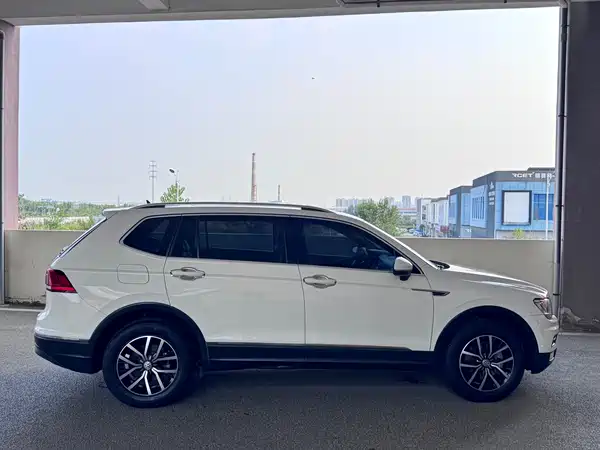 Volkswagen Tiguan L 2018
