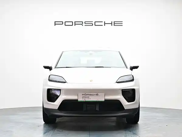 Porsche Macan New Energy 2025