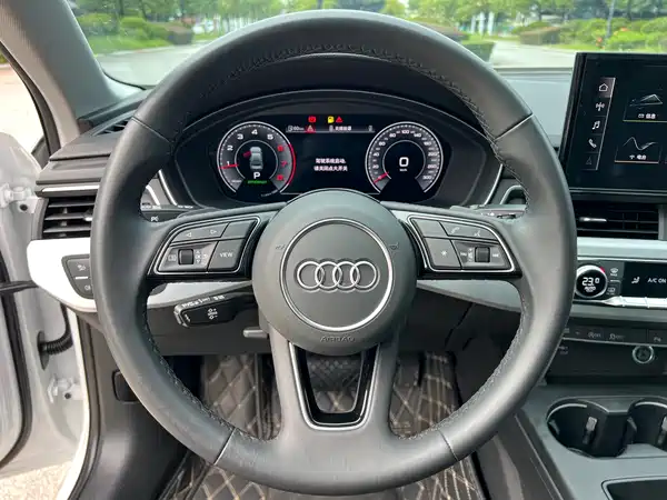 Audi A4L 2024