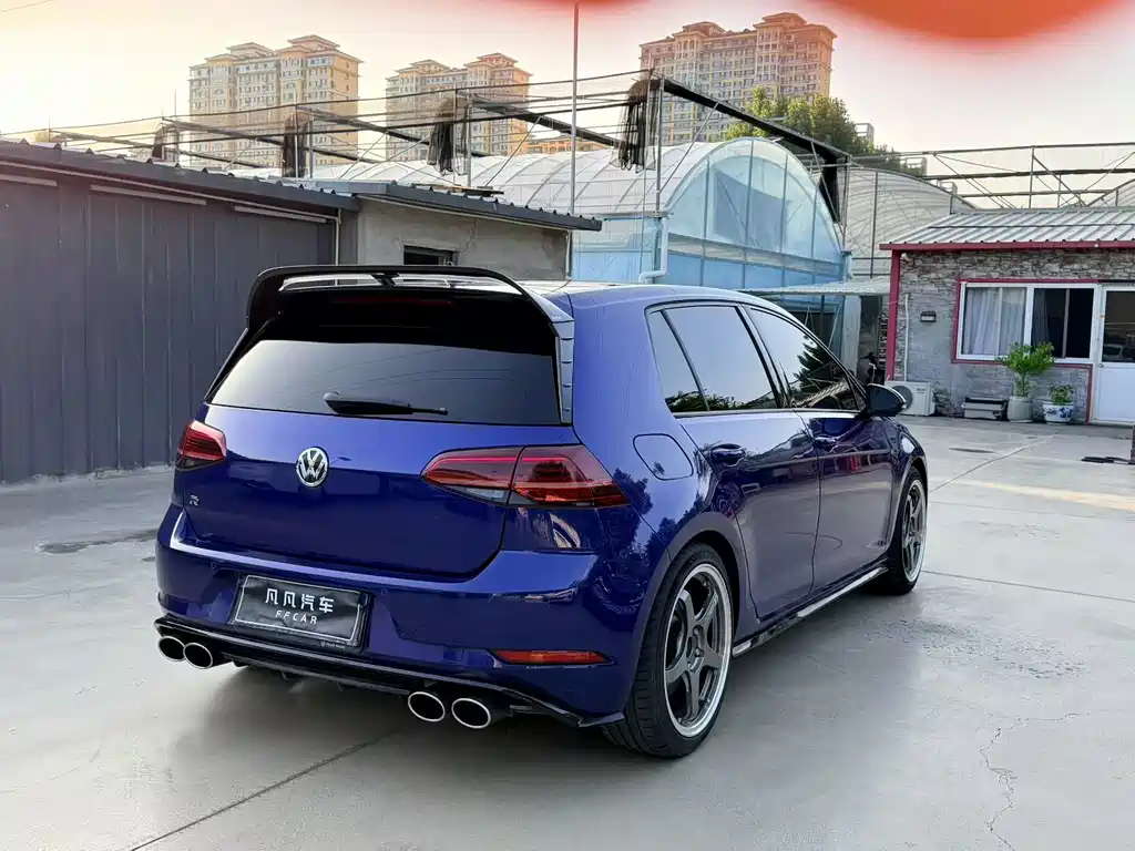 Volkswagen Golf 2019 — фото 3