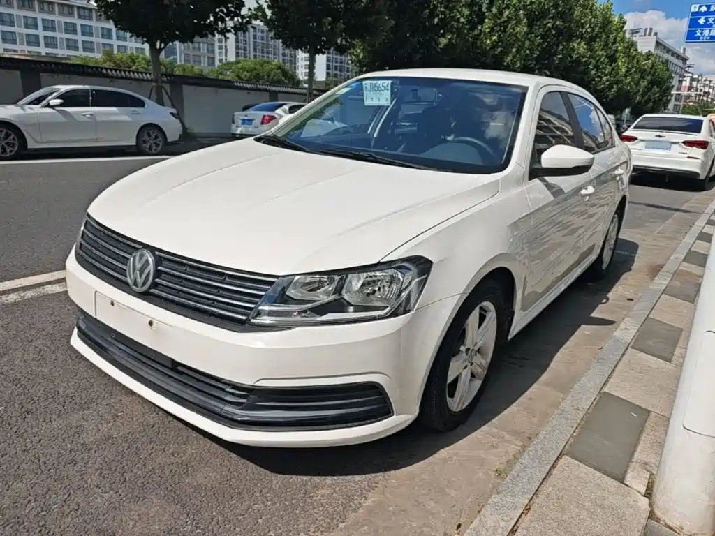 Volkswagen Lavida 2018 — фото 1