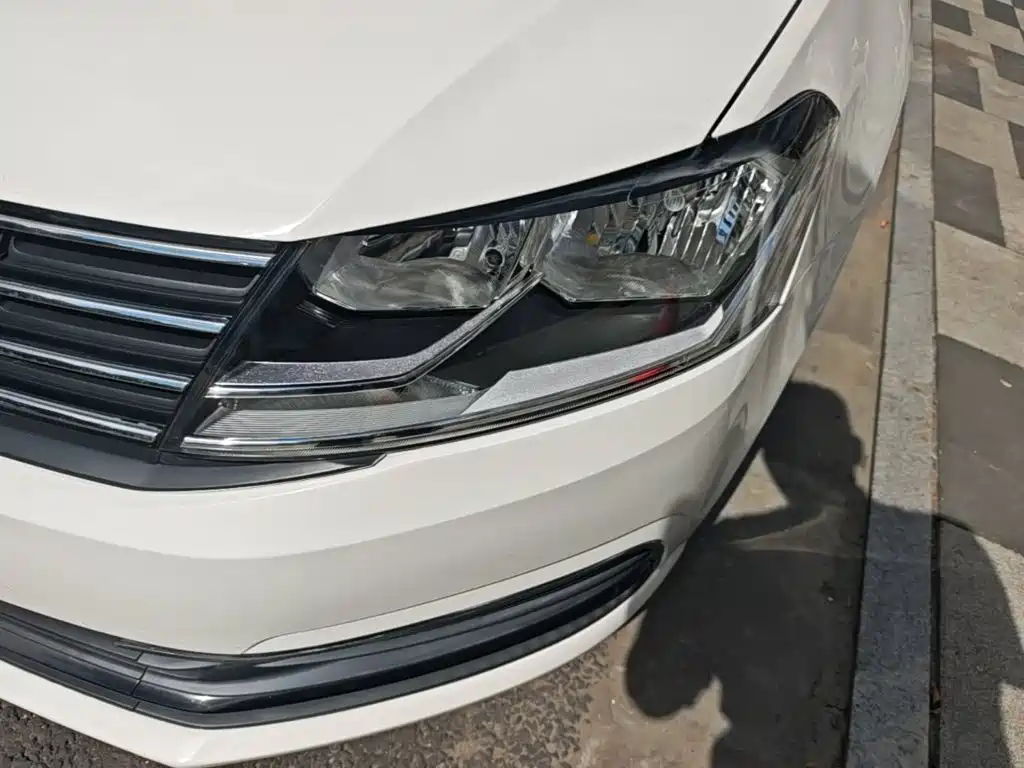 Volkswagen Lavida 2018 — фото 24