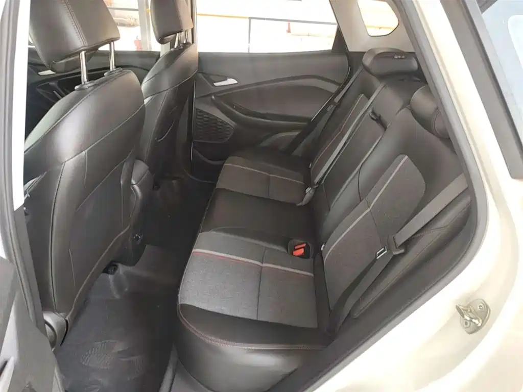 Chevrolet Trax 2020 — фото 17