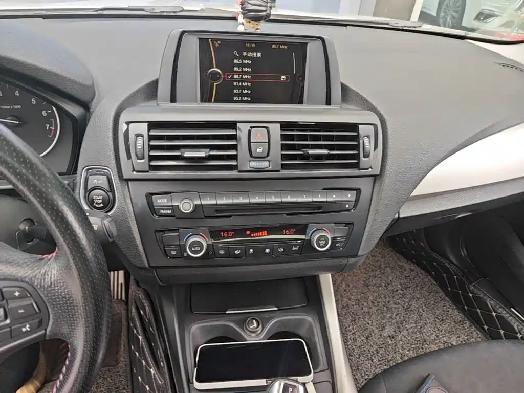 BMW 1 Series 2014 — фото 13