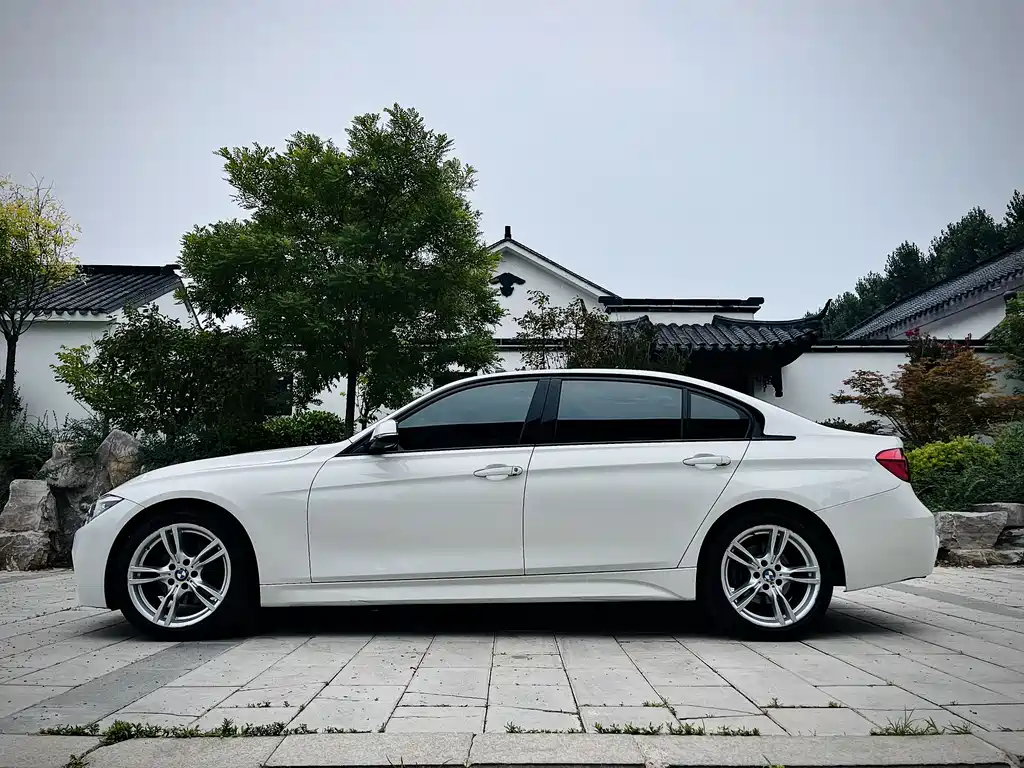 BMW 3 Series 2017