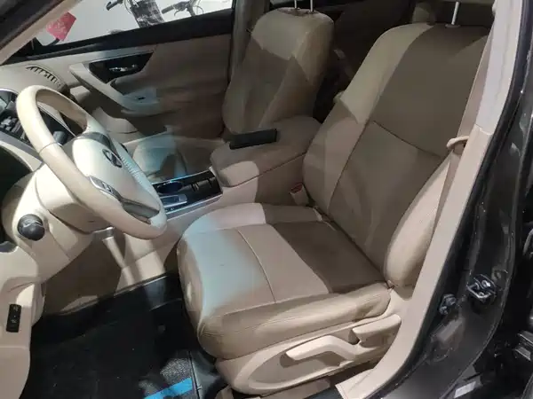 Nissan Teana 2013