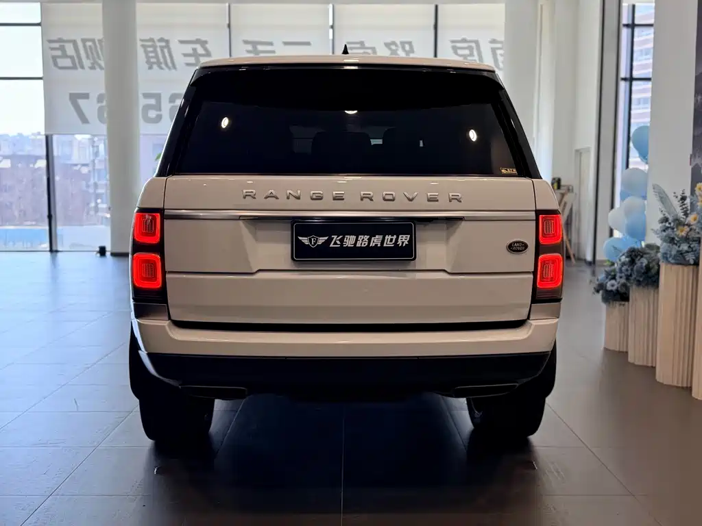 Land Rover Range Rover 2020 — фото 23