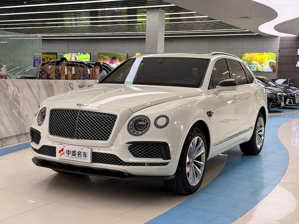 Bentley Bentayga 2019 — фото 1