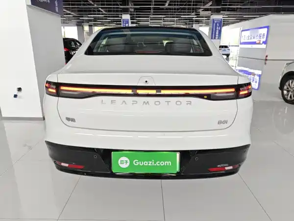 Leapmotor B01 2025