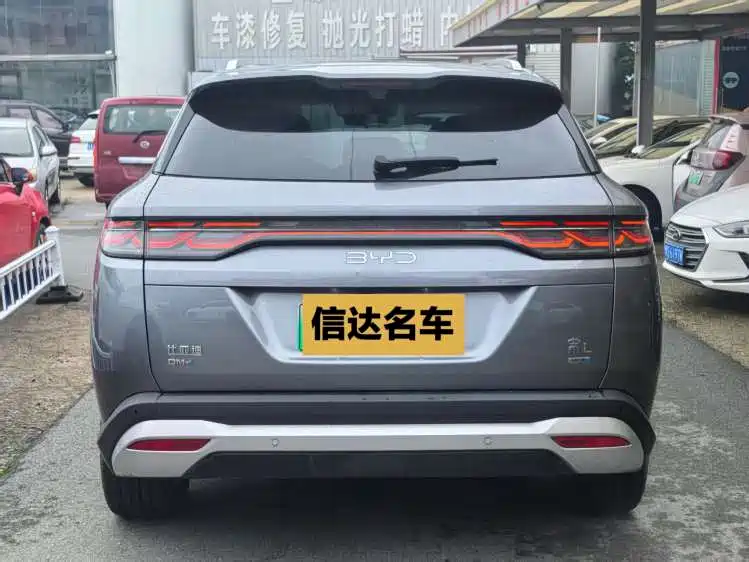 BYD L DM-i 2025 — фото 5