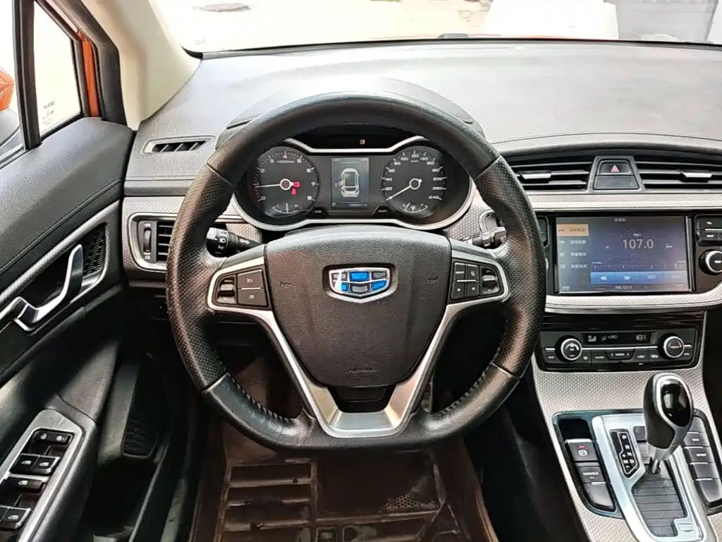Geely Emgrand GS 2017 — фото 11