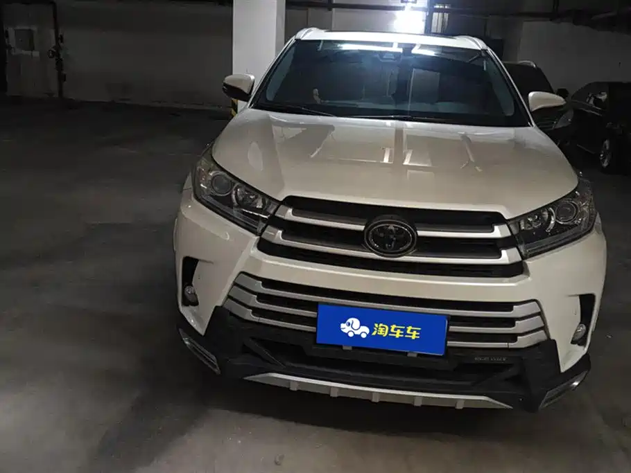 Toyota Highlander 2020
