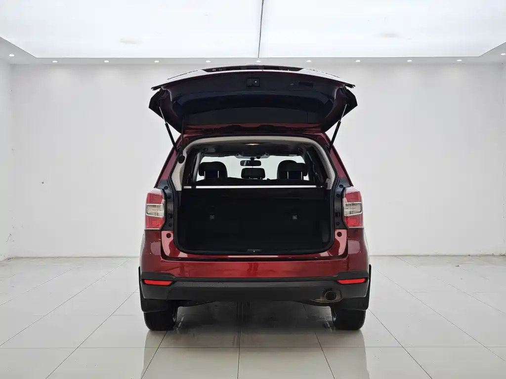 Subaru Forester 2015 — фото 20