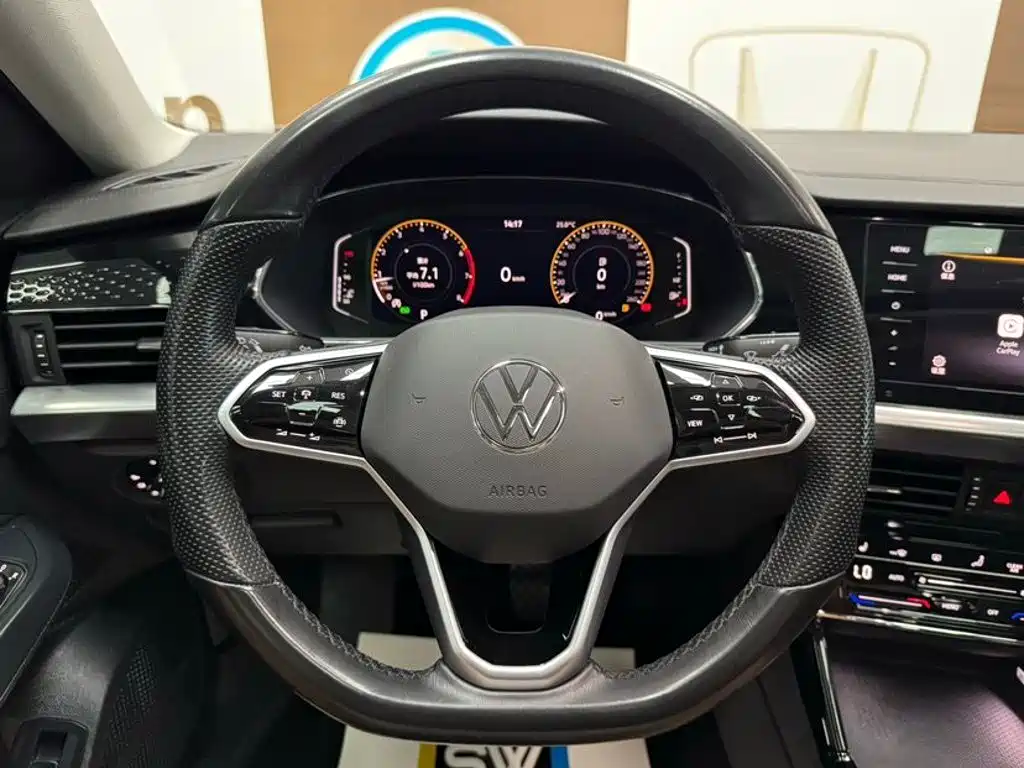Volkswagen Passat 2023 — фото 11