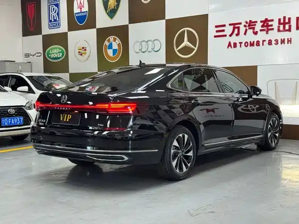 Volkswagen Passat 2023