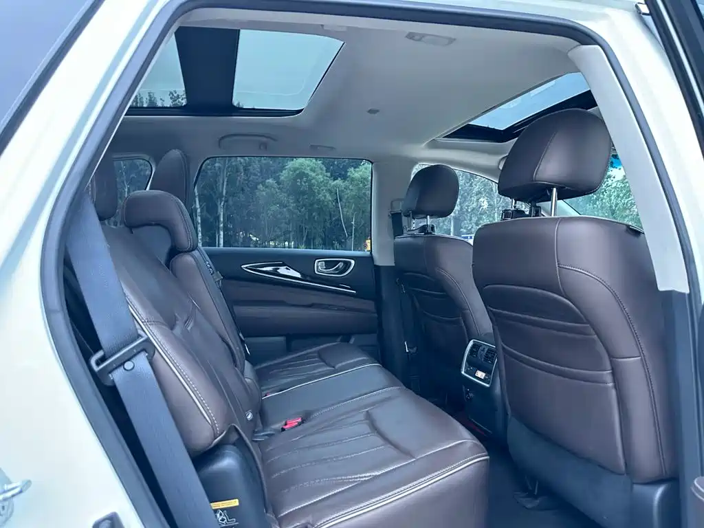 Infiniti QX60 2017 — фото 20
