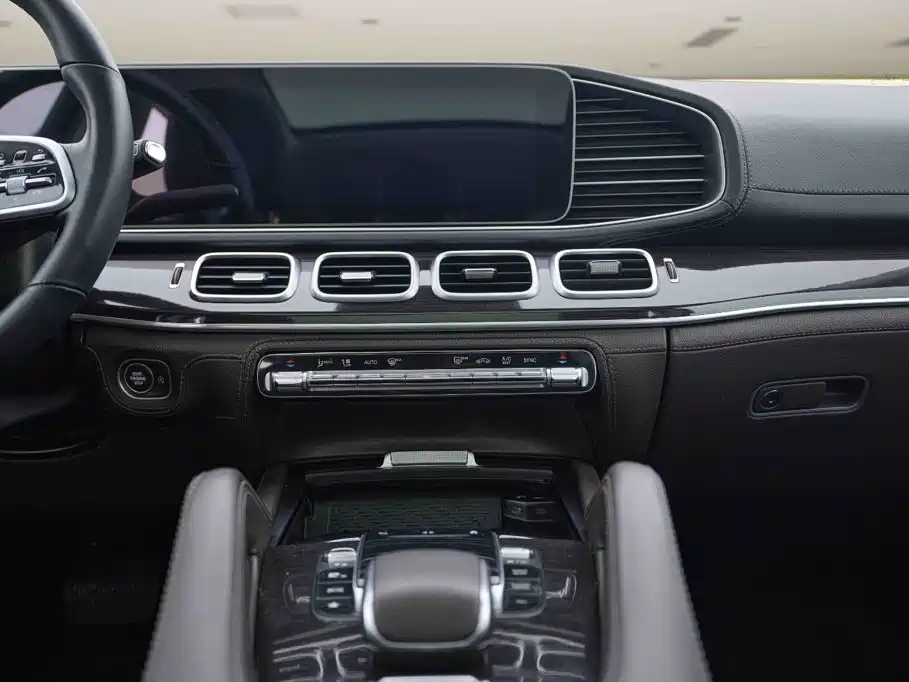 Mercedes-Benz GLS 2021 — фото 24