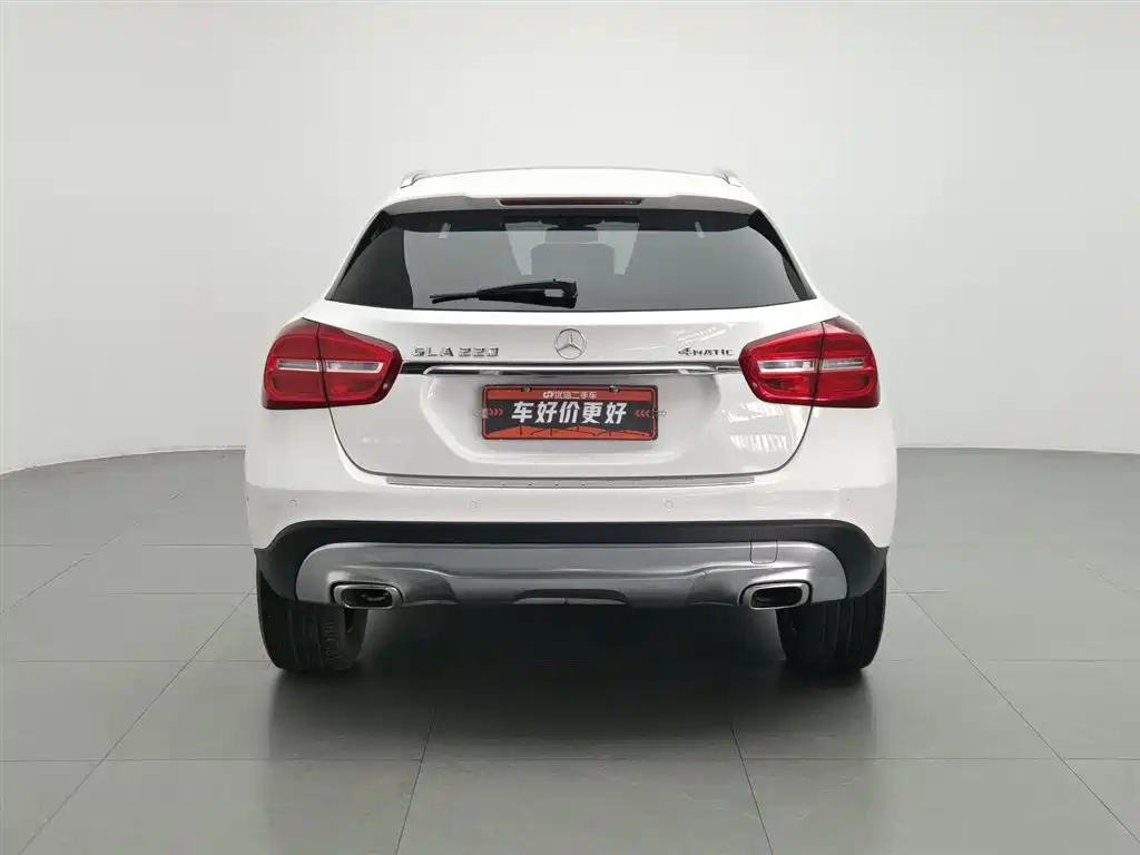 Mercedes-Benz GLA 2016