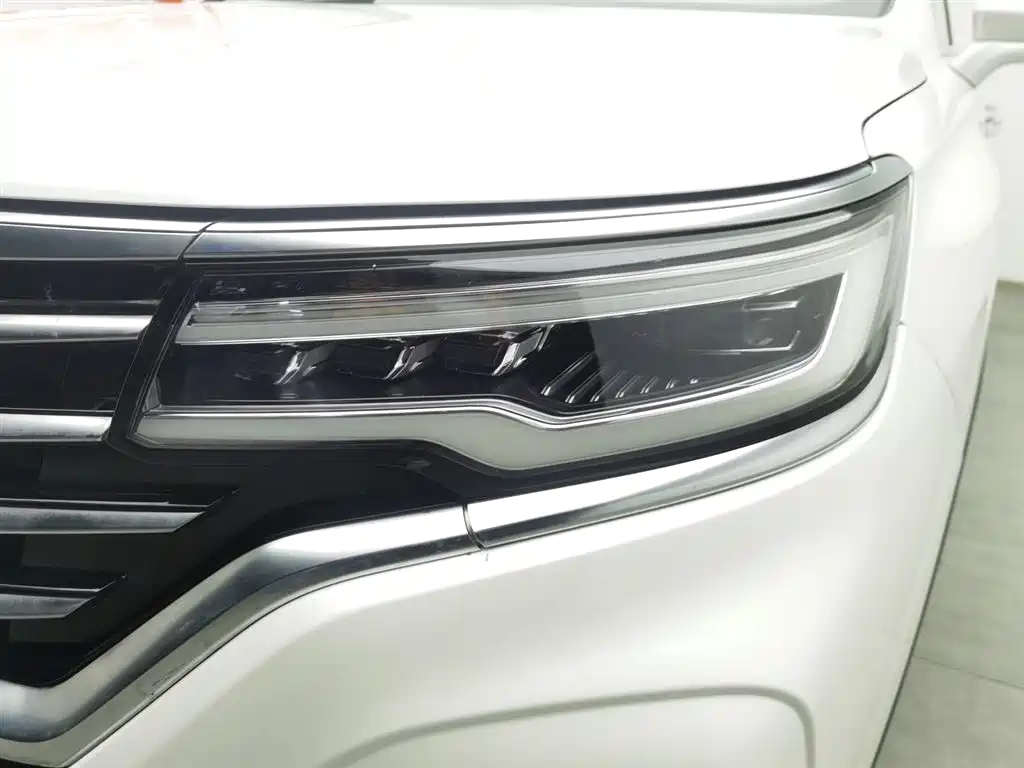 Roewe RX5 MAX 2020 — фото 7