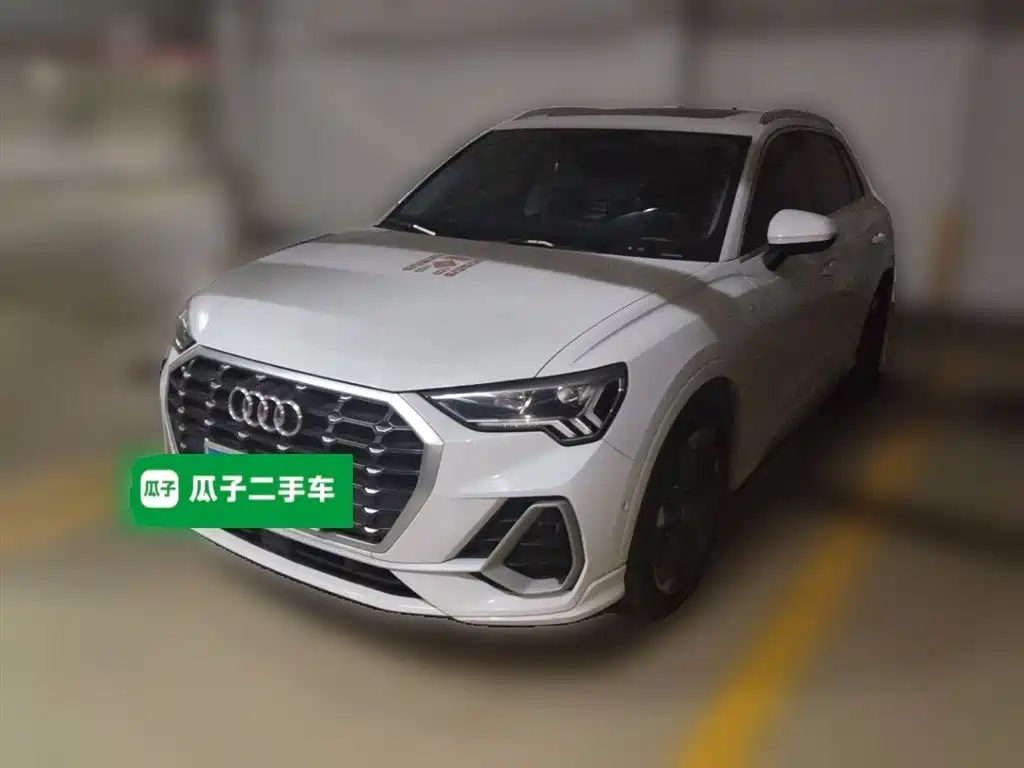 Audi Q3 2022 — фото 2