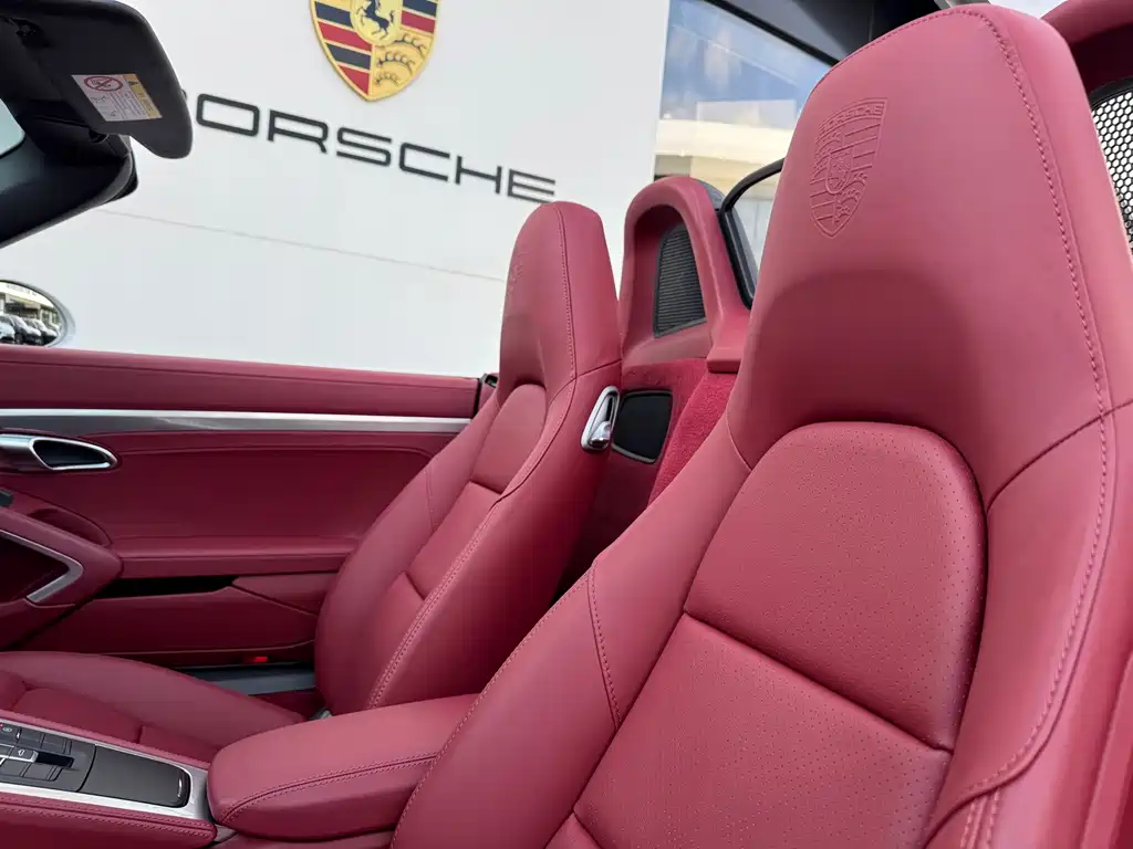 Porsche 718 2025 — фото 16