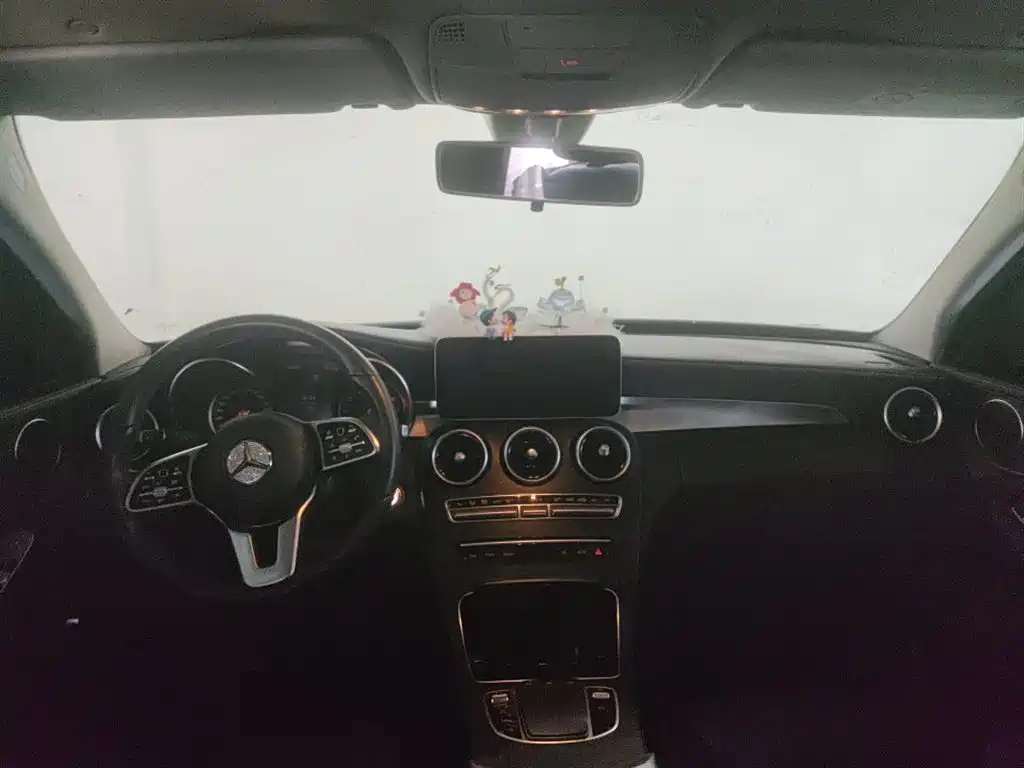 Mercedes-Benz C-Class 2019