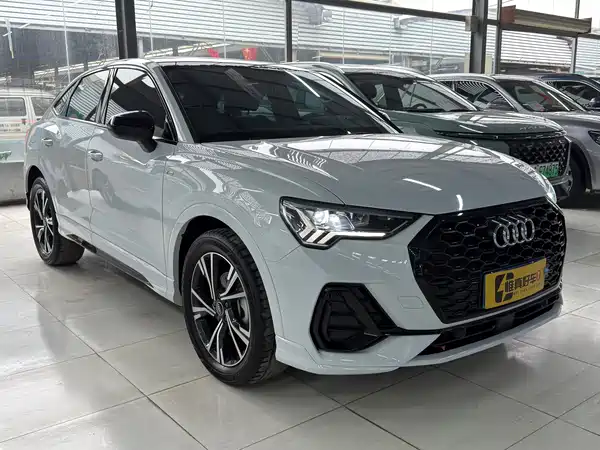 Audi Q3 2022